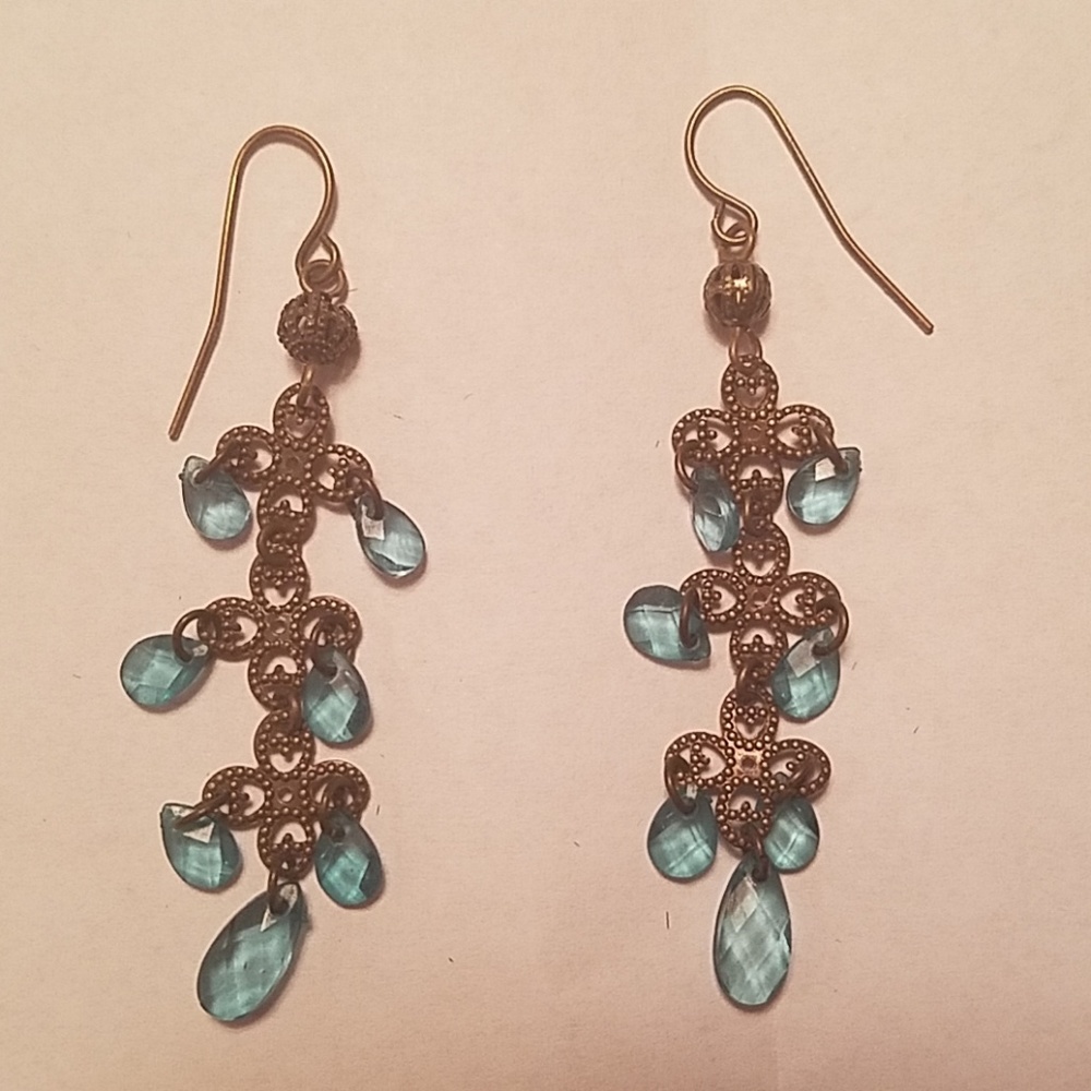 Vintage style blue drop earrings